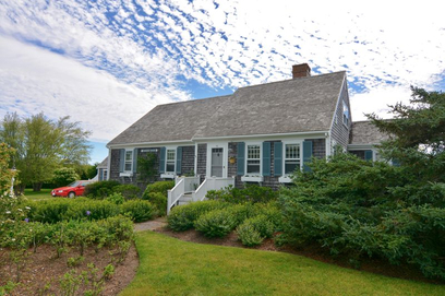 42 Crooked Lane - West of Town, Nantucket MA